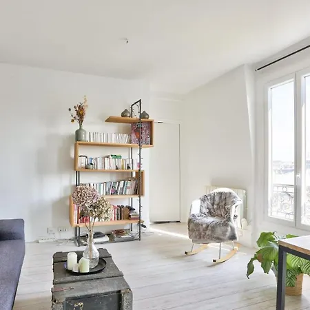 Bright Cocoon With Stunning Views Centre Of Apartman
